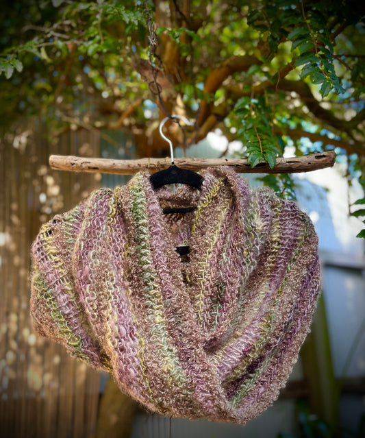 Woollen mobius shawl